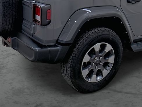 Used 2021 Jeep Wrangler Unlimited Sahara w/ Cold Weather Group image 12