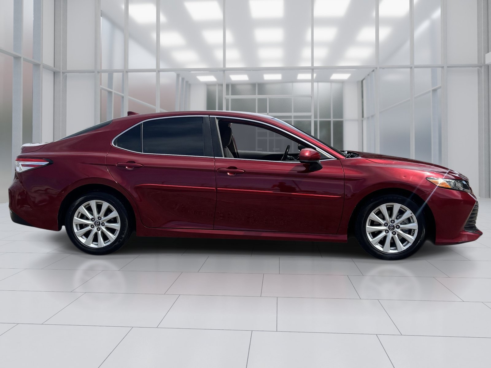 Used 2019 Toyota Camry LE w/ Carpet Mat Package FWD image 7