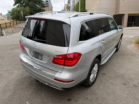 Used 2013 Mercedes-Benz GL 450 4MATIC image 9