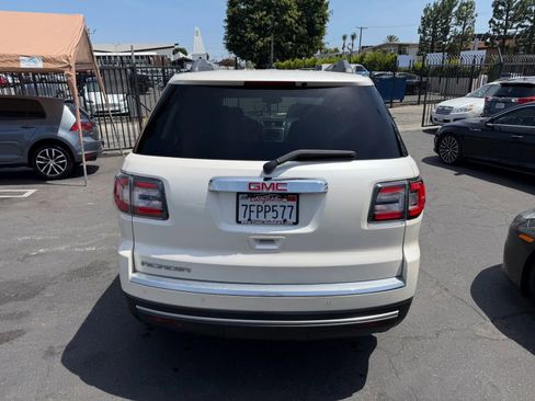 Used 2014 GMC Acadia SLT FWD image 16