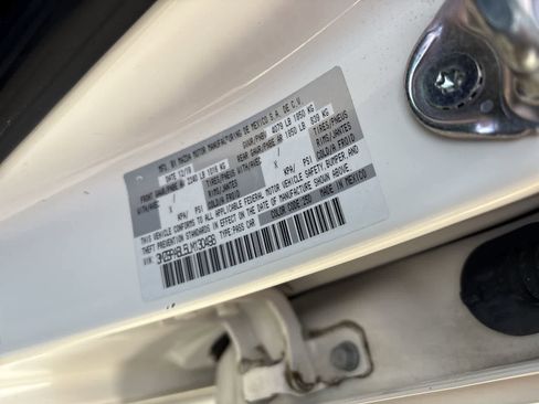 Used 2020 MAZDA MAZDA3 Sedan image 20