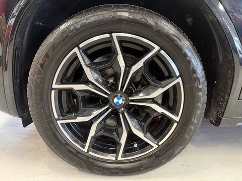 Used 2023 BMW X4 xDrive30i w/ M Sport Package image 18