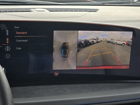 Used 2025 Cadillac XT4 Sport image 19