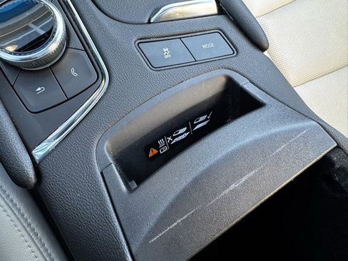 Certified 2023 Cadillac XT6 Sport w/ Technology Package image 32