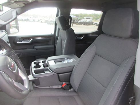 New 2026 GMC Sierra 1500 SLE w/ Max Trailering Package AWD/4WD image 13