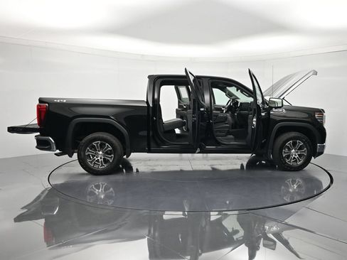 Certified 2025 GMC Sierra 1500 SLT AWD/4WD image 48