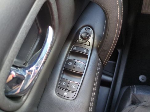 Used 2023 Nissan Armada Platinum w/ Captain's Chairs Package AWD/4WD image 20