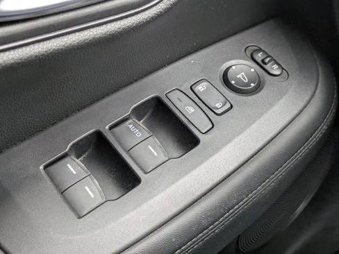 Used 2024 Honda HR-V LX image 23