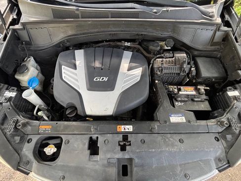 Used 2013 Hyundai Santa Fe Limited w/ Technology Pkg image 29