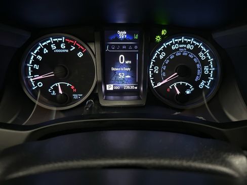 Used 2023 Toyota Tacoma TRD Off-Road image 26