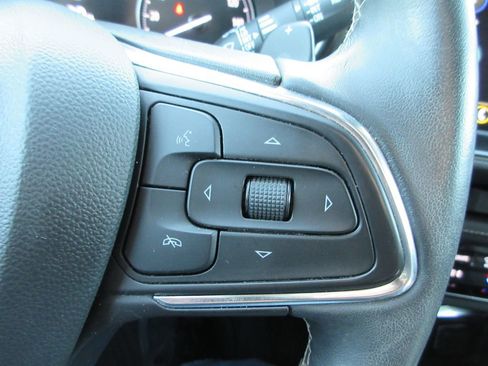 Used 2023 Buick Envision Essence AWD/4WD image 26