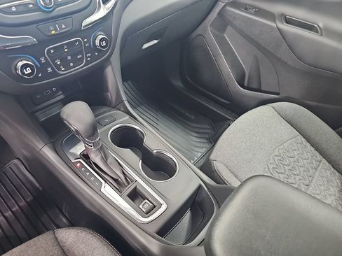 Used 2024 Chevrolet Equinox LT FWD image 31