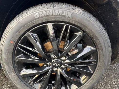 Certified 2021 Kia Telluride SX image 8