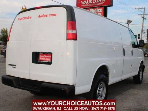 Used 2016 Chevrolet Express 2500 image 5