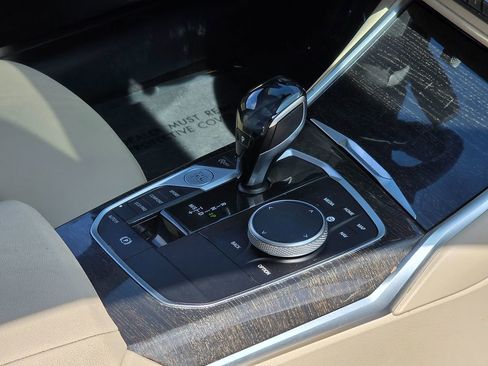 Used 2021 BMW 330i Sedan w/ Driving Assistance Package image 16