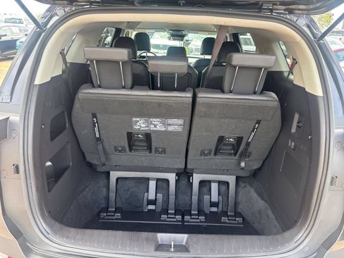 Used 2026 Kia Carnival FWD image 34