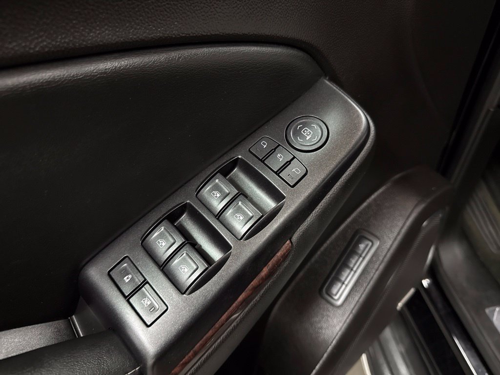 Used 2016 GMC Yukon SLT w/ HD Trailering Package RWD image 12