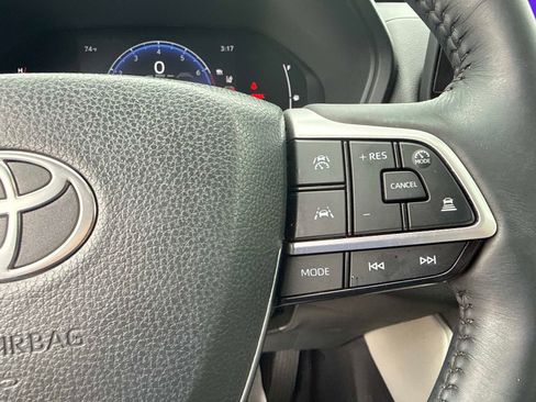 Used 2024 Toyota Grand Highlander FWD image 27