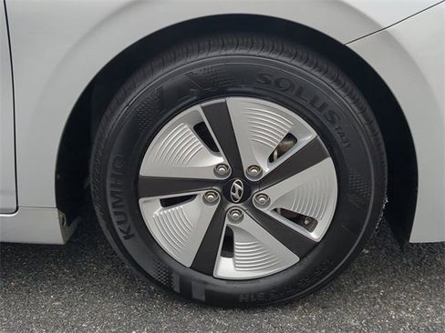 Used 2019 Hyundai Ioniq Blue image 10