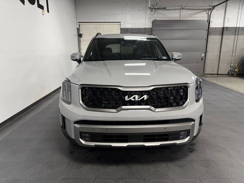 Used 2023 Kia Telluride SX X-Line image 3