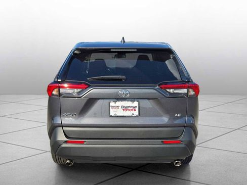 New 2025 Toyota RAV4 LE image 4