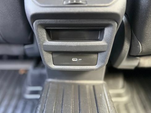 Used 2022 Volkswagen Taos SE AWD/4WD image 30