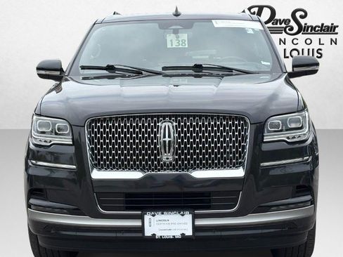 Used 2024 Lincoln Navigator L Reserve AWD/4WD image 8