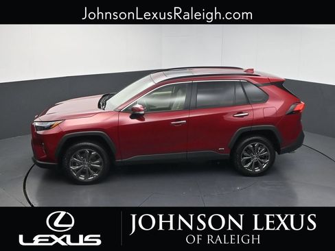 Used 2024 Toyota RAV4 Limited w/ Advanced Technology Package AWD/4WD image 29