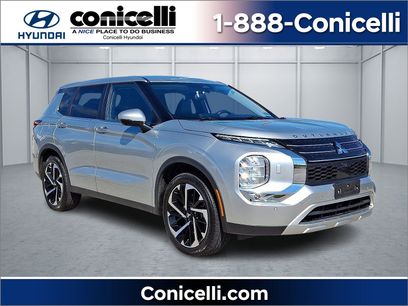 Used 2023 Mitsubishi Outlander SE