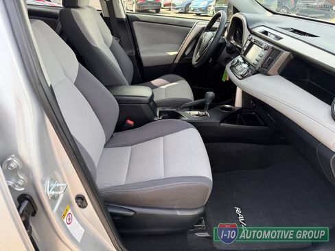Used 2014 Toyota RAV4 XLE AWD/4WD image 31