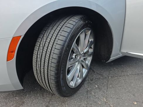 Used 2014 Cadillac XTS Premium FWD image 33