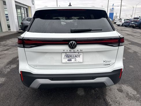 New 2026 Volkswagen Tiguan SE AWD/4WD image 5