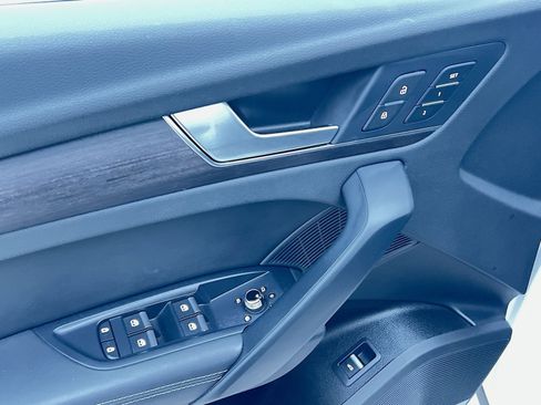 Used 2024 Audi Q5 2.0T Premium Plus image 15