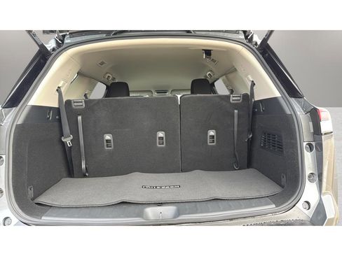 New 2026 Nissan Pathfinder SV AWD/4WD image 16