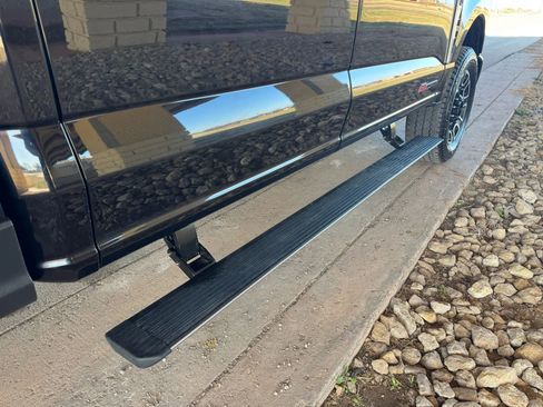 Used 2024 Ford F350 Platinum image 23