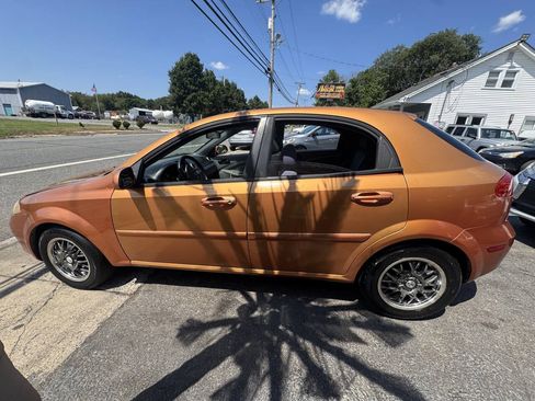 Used 2006 Suzuki Reno FWD image 5
