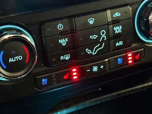 Used 2020 Ford F250 Lariat w/ Lariat Ultimate Package image 21