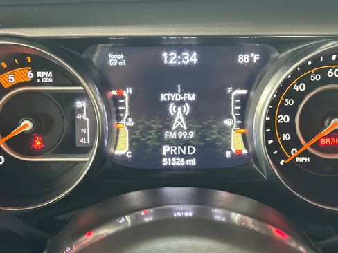 Used 2021 Jeep Wrangler Unlimited Sahara AWD/4WD image 29