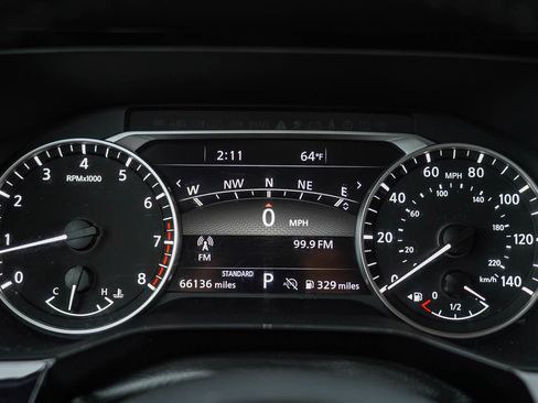 Used 2023 Nissan Pathfinder SL w/ Lighting Package (N92) image 29