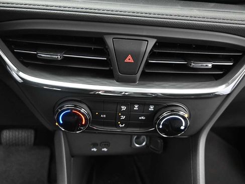 New 2026 Buick Encore GX Preferred AWD/4WD image 19