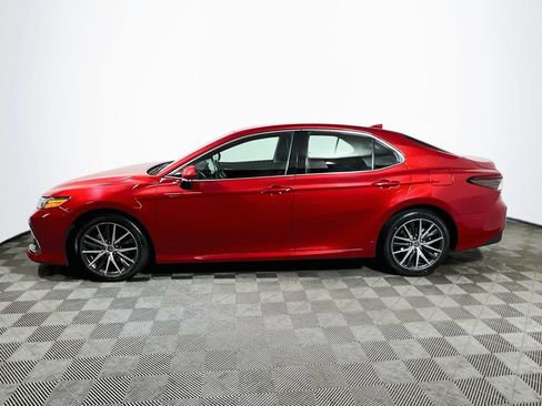 Certified 2024 Toyota Camry XLE w/ Cold Weather Package AWD/4WD image 4