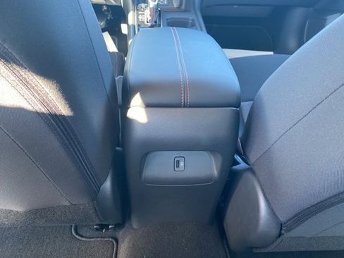 New 2025 Nissan Sentra SR image 13