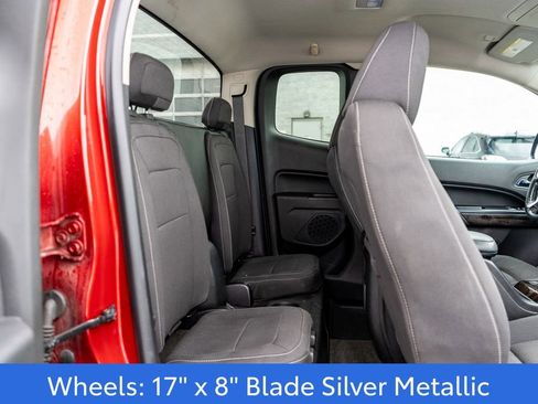 Used 2015 GMC Canyon SLE image 13