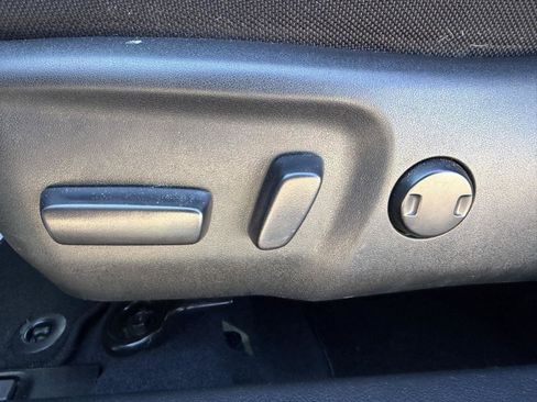 Used 2016 Toyota Camry LE image 15