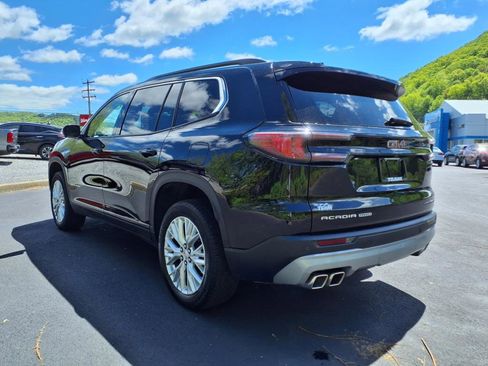 Used 2024 GMC Acadia Elevation image 3