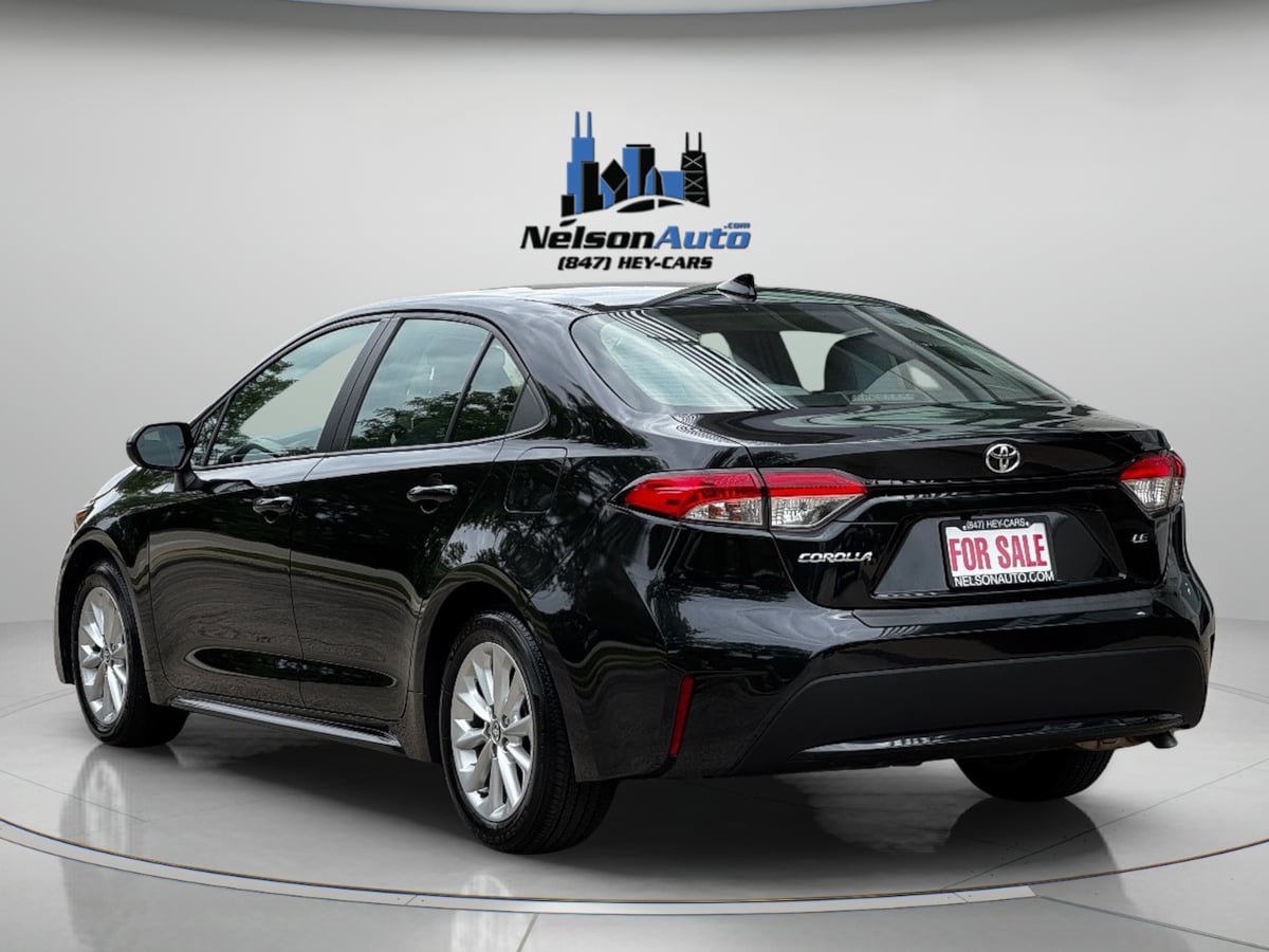 Used 2021 Toyota Corolla LE w/ LE Premium Package FWD image 8