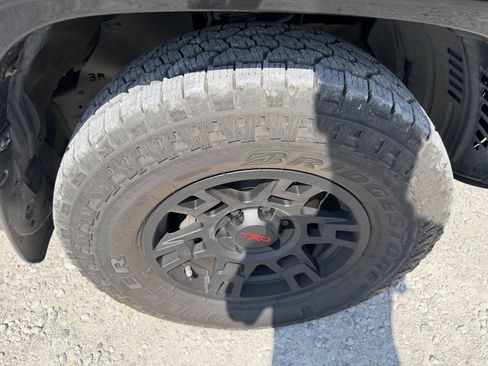 Used 2014 Toyota 4Runner SR5 Premium w/ Convenience Package AWD/4WD image 12
