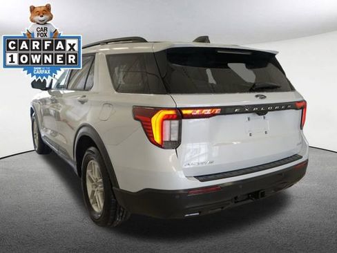 Used 2026 Ford Explorer Active image 10