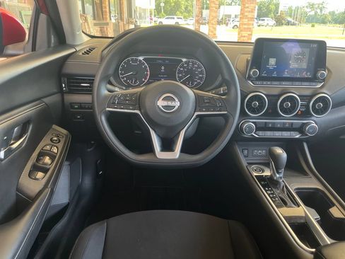 Certified 2024 Nissan Sentra SV FWD image 17