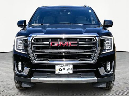 Used 2023 GMC Yukon SLT image 2